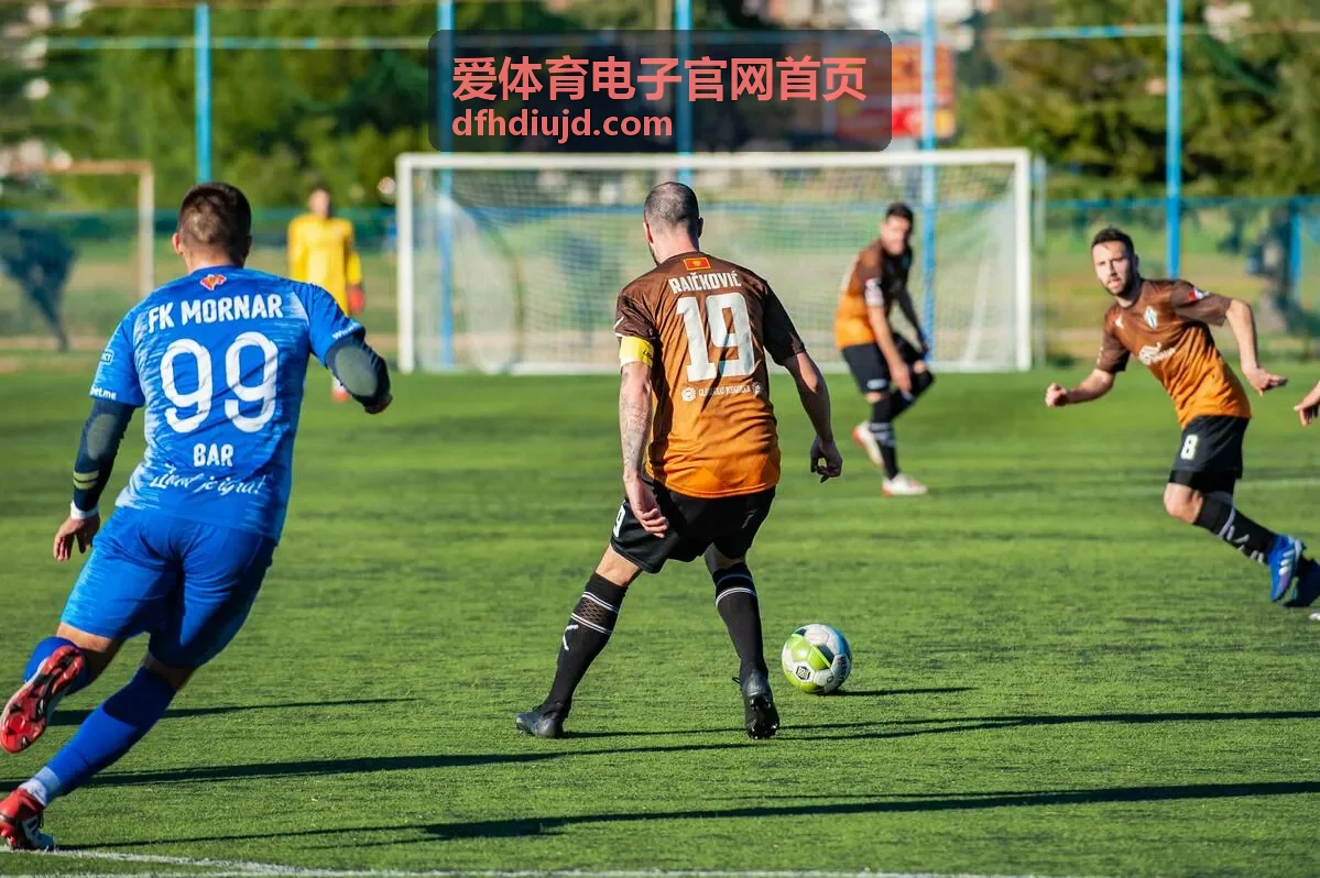 爱体育电子官网首页主舞台分享嘉宾郑亦南